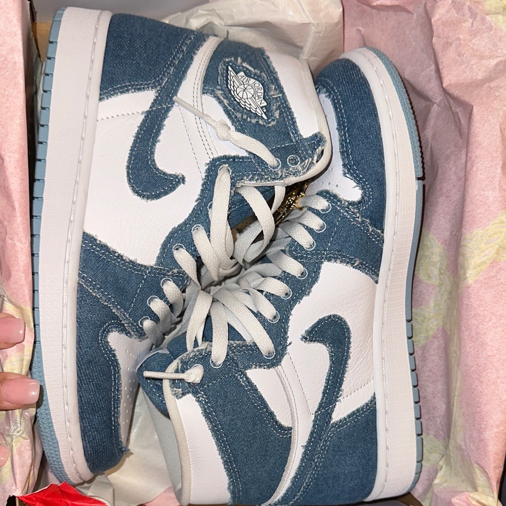 Nike Women's Sneakers Blue and White
